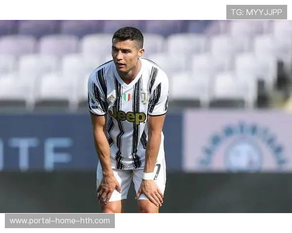 “尤文图斯客场1-1战平加拉塔萨雷，弗拉霍维奇头球扳平比分”