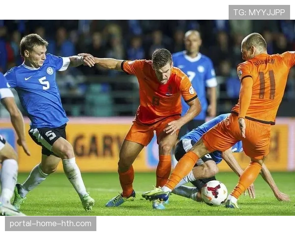 实时：霍芬海姆凭借角球进攻，客场率先攻破奥格斯堡球门